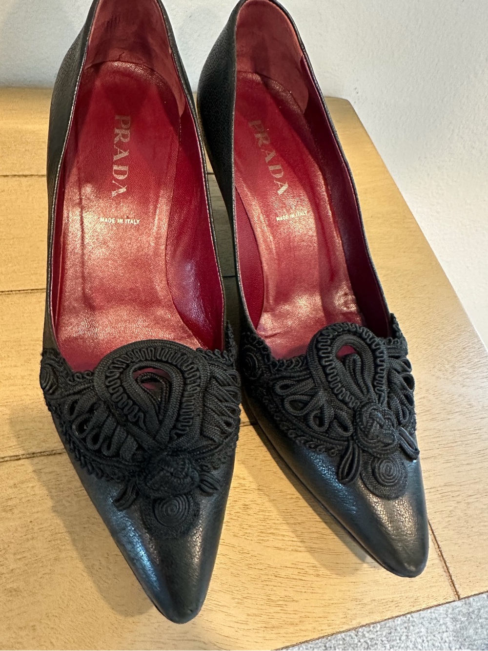 Prada Black Pointed Toe Embroidered Appliqué Pumps